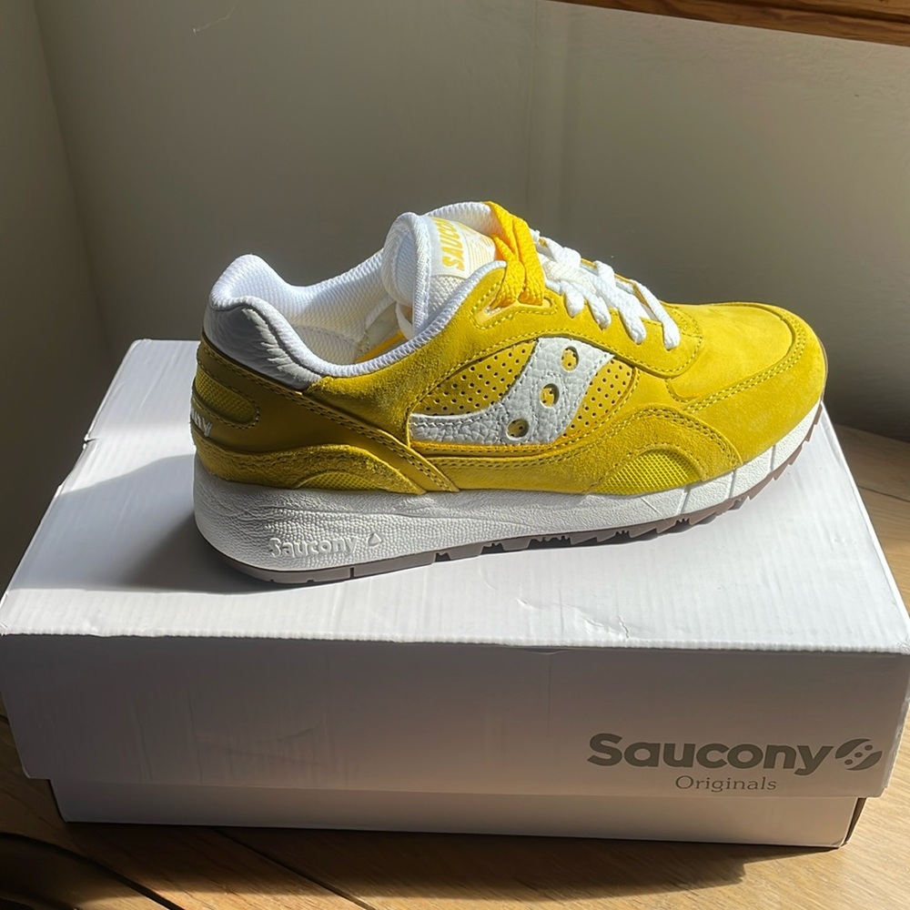 Brand New Saucony Shadow 6000 Ivy Prep